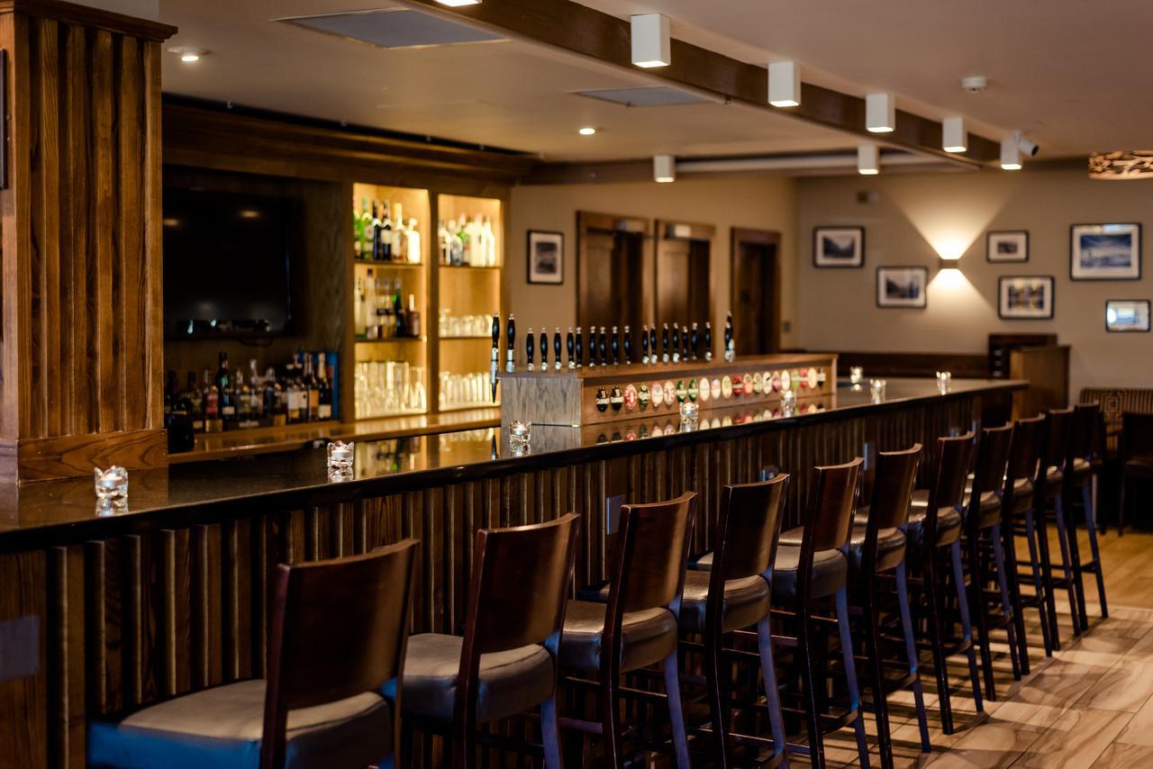 Rochestown Lodge Hotel Dun Laoghaire Exteriör bild