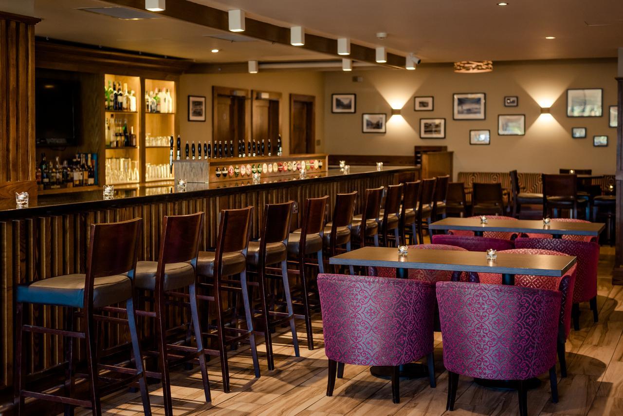 Rochestown Lodge Hotel Dun Laoghaire Exteriör bild